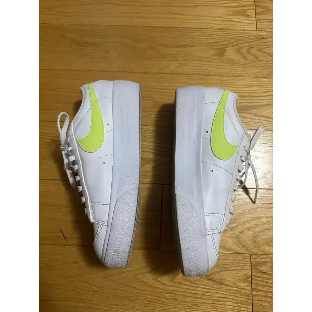 Nike blazer low
